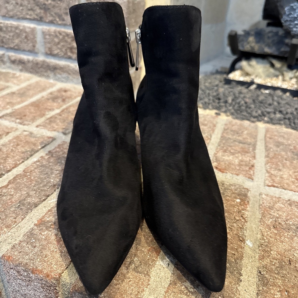 Charles by Charles David Amateur Ankle Bootie Pointed Toe Size 8.5 Black - Picture 8 of 14